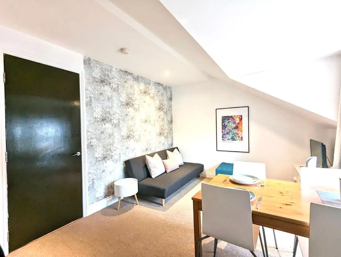 Koala & Tree - 1 & 2 Bed Apartments In Cambridge City Centre Short Lets & Serviced Accommodation Κέμπριτζ